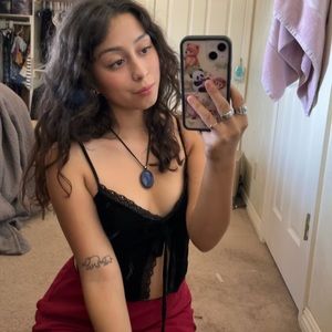 Meet your Posher, Jasmine